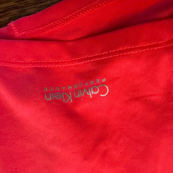 Calvin Klein performance quick dry top - Picture 5 of 8